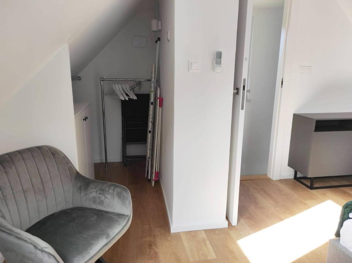 Domek Nad Woda Liliput Jelenia Góra Esterno foto